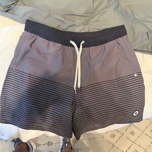 Vuori Kore 5” Liner Shorts